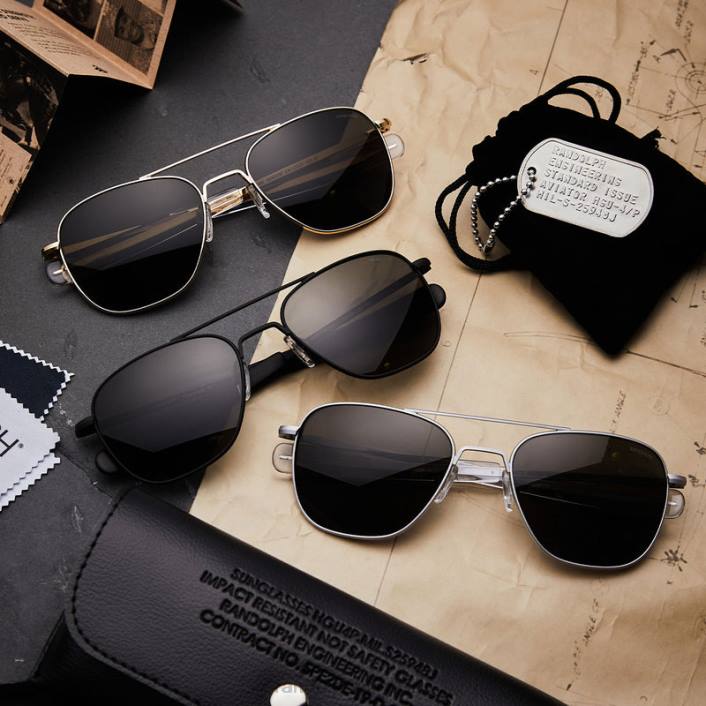 Randolph mat crna zrakoplovac 4 polarizirana američka siva leća 8NR685